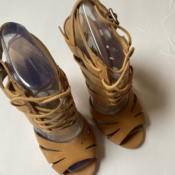 Shoemint Elizabeth Brown Leather/Lace up heel sz 8 - Picture 5 of 9